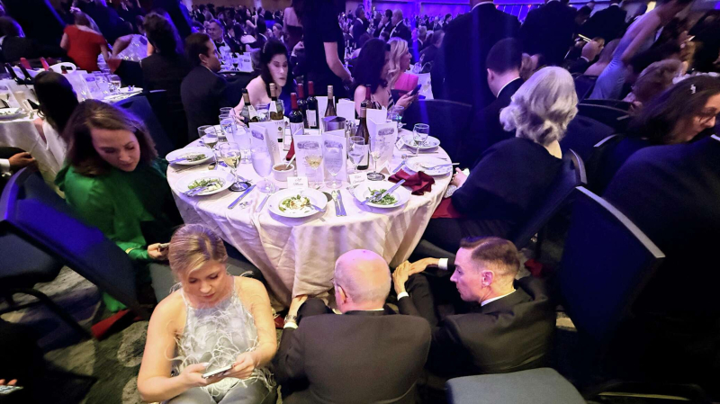 Лобстеры и стейки: что сделали с едой после сорванного ужина с Трампом