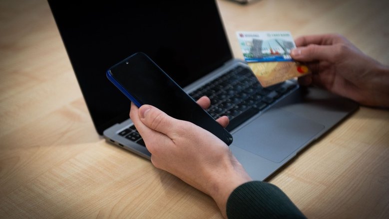 МВД опубликовало правила поведения во время СМС-атаки: что категорически запрещено делать