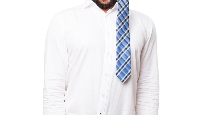 Ну кто так носит! С крысами – у Заботкина. С динозаврами – у Карла III, а у Мерца – со слонами