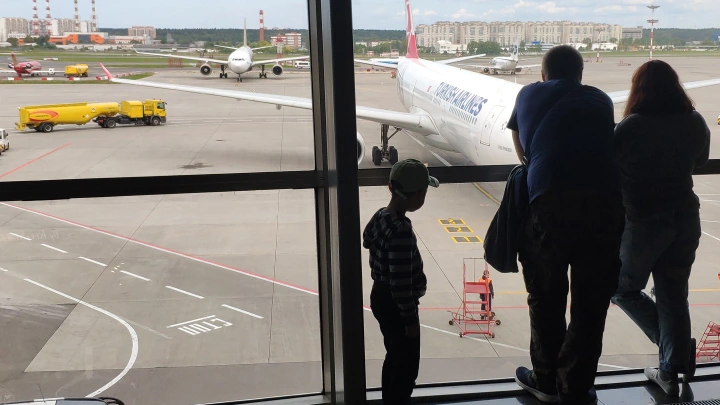 «Привет, железный занавес»: Инсайдер предупредил русских о новых грозных «страшилках»