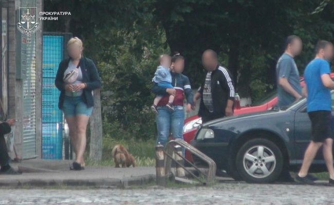 Новое ремесло на Украине: воспитатель хотел продать ребенка за границу