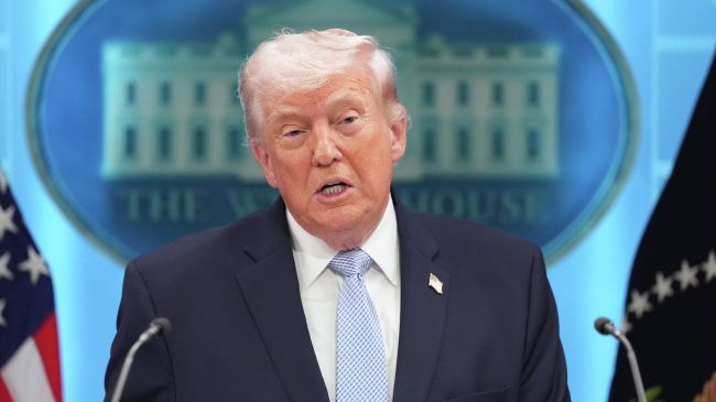 Угрожал Трампу смертью: предъявлено обвинение сотруднику федерального ведомства США